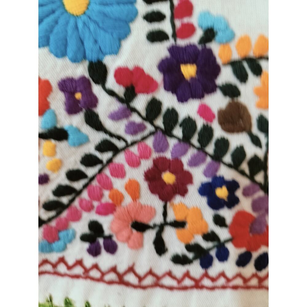 5624)Traditional Mexican Floral Embroidery Handmade Cotton Peasant Boho Top M/L? - Picture 7 of 7
